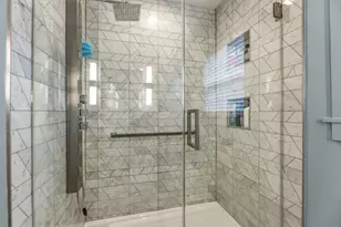 4117 Throckmorton St, Dallas, TX 75219 - Photo 18