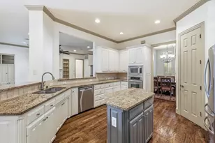 117 Portside Dr, Coppell, TX 75019 - Photo 2