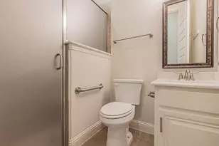 2044 Remington Dr, Irving, TX 75063 - Photo 10