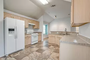 1201 Eastwick Dr, Arlington, TX 76002 - Photo 12