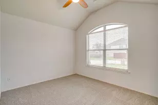 1201 Eastwick Dr, Arlington, TX 76002 - Photo 16