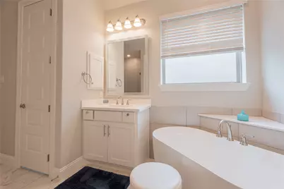 1924 Burton Hollow Way, McKinney, TX 75071 - Photo 20