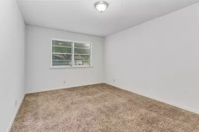 4716 Fawn Drive, Fort Worth, TX 76132 - Photo 6
