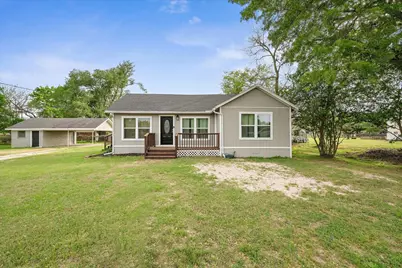 657 E Commerce Street, Fairfield, TX 75840 - Photo 1