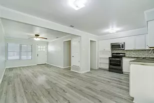 328 S 1st St, Wylie, TX 75098 - Photo 12