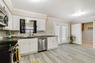 328 S 1st St, Wylie, TX 75098 - Photo 14