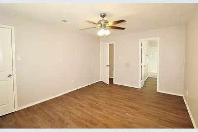 6620 S Creek Drive, Fort Worth, TX 76133 - Photo 12