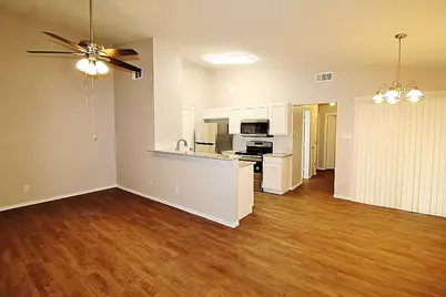 6620 S Creek Drive, Fort Worth, TX 76133 - Photo 4