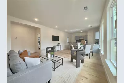 3801 Carpenter Avenue, Dallas, TX 75210 - Photo 4