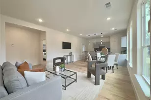 3801 Carpenter Ave, Dallas, TX 75210 - Photo 4