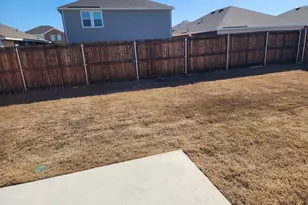 10321 Rosegreen Ln, Fort Worth, TX 76036 - Photo 4