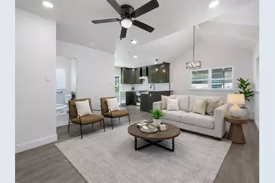 1918 Elmwood Boulevard, Dallas, TX 75224 - Photo 4