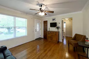 10248 San Lorenzo Dr, Dallas, TX 75228 - Photo 6