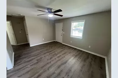 6415 Godfrey Avenue, Dallas, TX 75217 - Photo 4