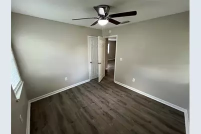 6415 Godfrey Avenue, Dallas, TX 75217 - Photo 12