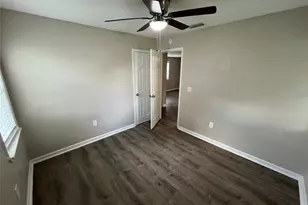 6415 Godfrey Ave, Dallas, TX 75217 - Photo 12