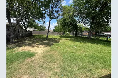 6415 Godfrey Avenue, Dallas, TX 75217 - Photo 14