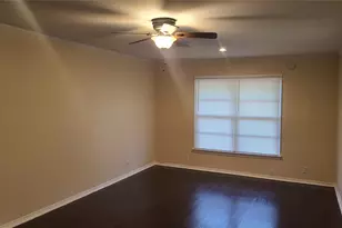 4653 Selkirk Dr, Fort Worth, TX 76109 - Photo 4