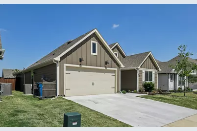 13121 S Haven Way, Providence Village, TX 76227 - Photo 4