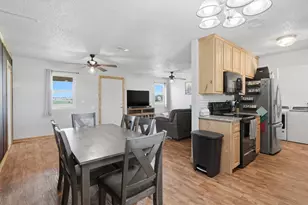 1051 Pigg Rd, Waxahachie, TX 75165 - Photo 10