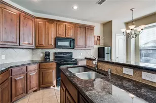 3812 Sicily St, Irving, TX 75038 - Photo 12