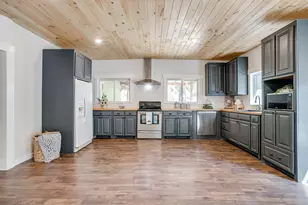 136 Hill County Road 1413 E, Grandview, TX 76050 - Photo 12