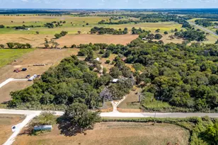 136 Hill County Road 1413 E, Grandview, TX 76050 - Photo 4