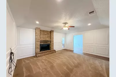 701 Daniels Drive, Crowley, TX 76036 - Photo 6