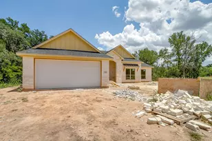 320 Rita Rdg Ct, Millsap, TX 76066 - Photo 1