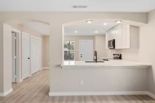 211 Garlock St, Wilmer, TX 75172 - Photo 6