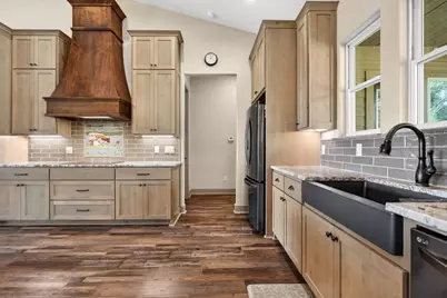 990 Doss Road, Millsap, TX 76066 - Photo 18