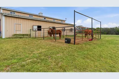 10875 Brock Highway, Lipan, TX 76462 - Photo 20