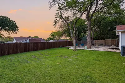 2413 Meadow View, Bedford, TX 76021 - Photo 34