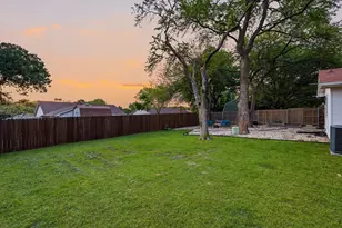 2413 Meadow Vw, Bedford, TX 76021 - Photo 34