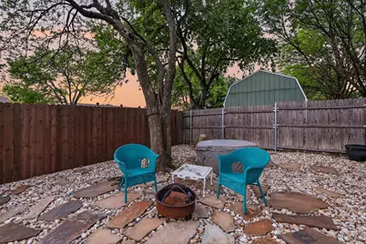 2413 Meadow View, Bedford, TX 76021 - Photo 38