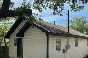 313 N Wood St, Denton, TX 76209 - Photo 2