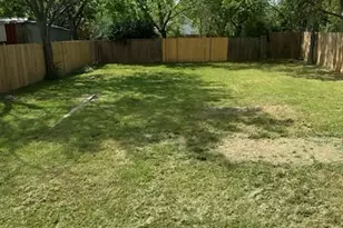 313 N Wood St, Denton, TX 76209 - Photo 4