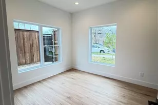 2203 Hondo Ave, Dallas, TX 75219 - Photo 18