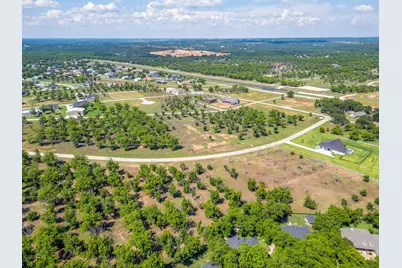 8421 W Landings Road, Granbury, TX 76049 - Photo 12