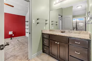 133 Cherokee St, Greenville, TX 75402 - Photo 18