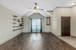 133 Cherokee St, Greenville, TX 75402 - Photo 14