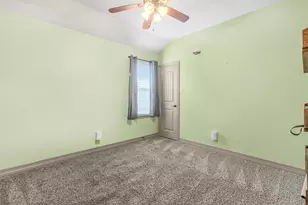 133 Cherokee St, Greenville, TX 75402 - Photo 18