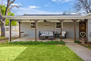 201 Olive St, Hurst, TX 76053 - Photo 6