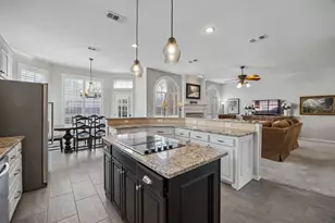 4540 Meadow Ridge Dr, Plano, TX 75093 - Photo 12