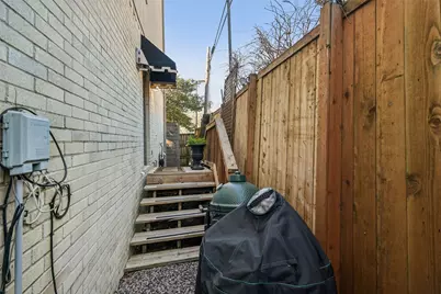 2705 Welborn Street, Dallas, TX 75219 - Photo 32