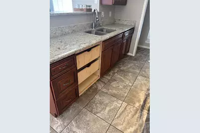 318 Teakwood Lane, Lewisville, TX 75067 - Photo 8