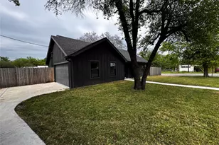 100 W Hoover Ave, Whitney, TX 76692 - Photo 4