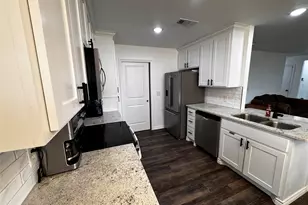 100 W Hoover Ave, Whitney, TX 76692 - Photo 8