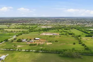 10965 Swafford Rd, Justin, TX 76247 - Photo 20