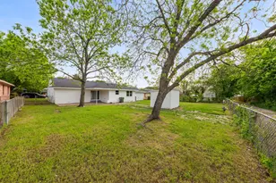 4435 Flo Ave, Cockrell Hill, TX 75211 - Photo 24